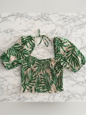 H&M Puff Sleeve Top